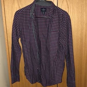 2 American Eagle Button Down Shirts Men’s Small